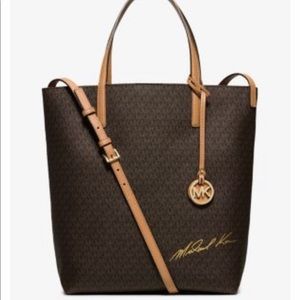 Michael Kors Signature Large Logo convertible tote